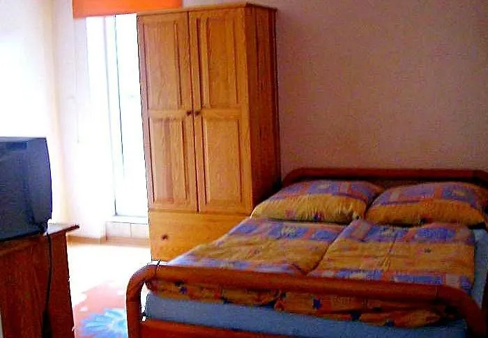 Uslugi Turystyczne Ekotur - Kraniec Swiata Apartment